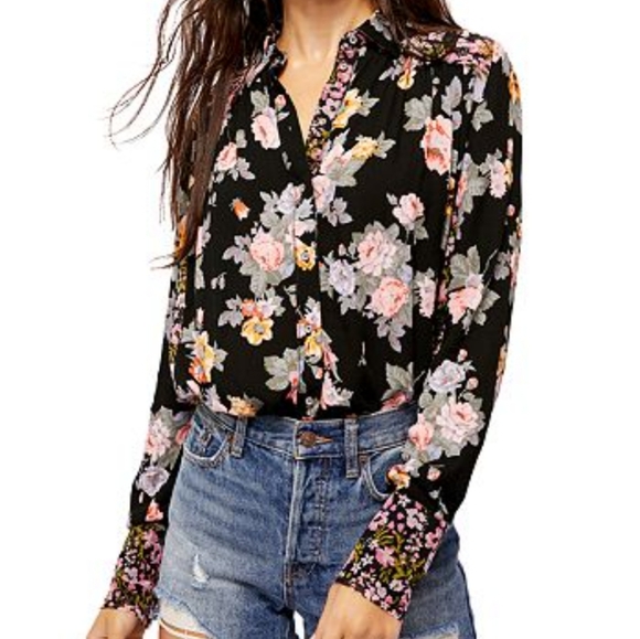 Free People Tops - FREE PEOPLE "hold on to me" shirt